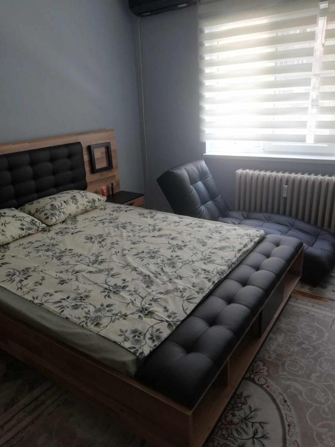 Apartament Sofia Bagian luar foto